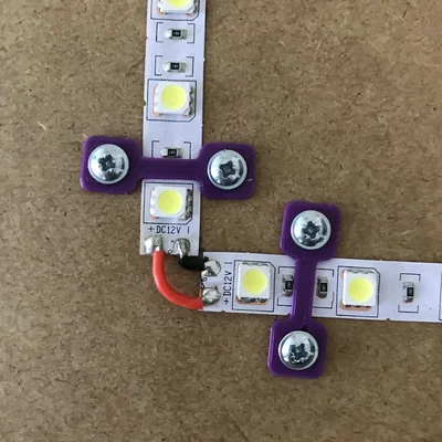 Kẹp Cố Định Dây Đèn LED (LED Tape Strap) - Phụ Kiện In 3D Tiện Dụng