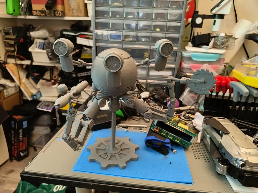 Mô hình 3D Robot Mr. Handy từ Fallout 4 (Bản cải tiến lắp ráp) - Image 1