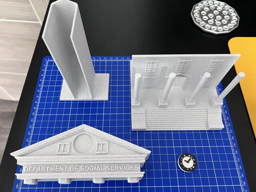 Tháp đổ xúc xắc Hill Valley Clock Tower - Back To The Future - Image 4