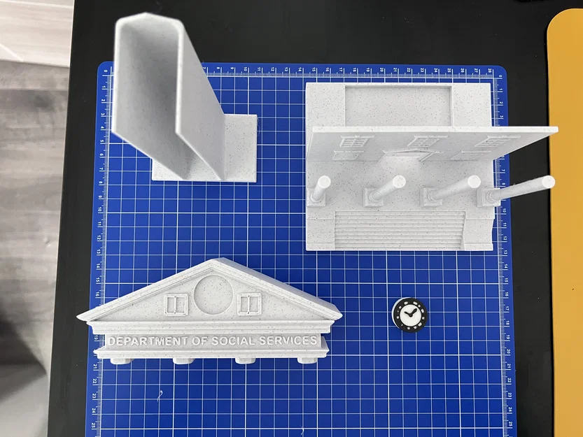 Tháp đổ xúc xắc Hill Valley Clock Tower - Back To The Future - Image 5