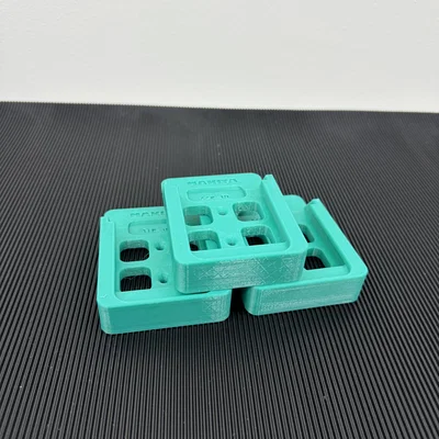 Giá đỡ pin Makita (Makita battery holder)