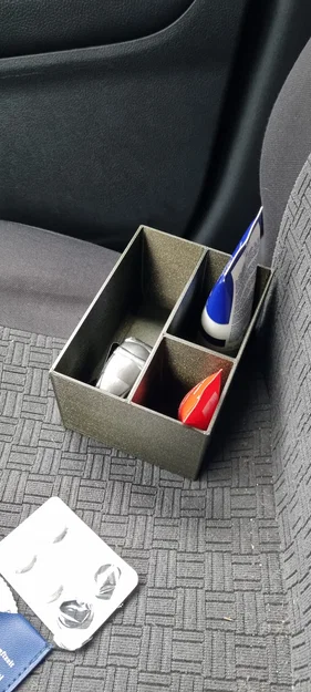 Khay hộc trung tâm cho Mitsubishu Outlander PHEV - Image 3