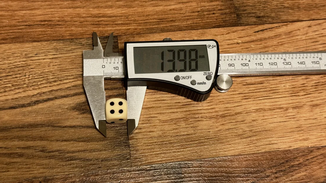 Tháp đổ xúc xắc (Dice Tower) Toboggan in 3D cực chất cho board game - Image 6
