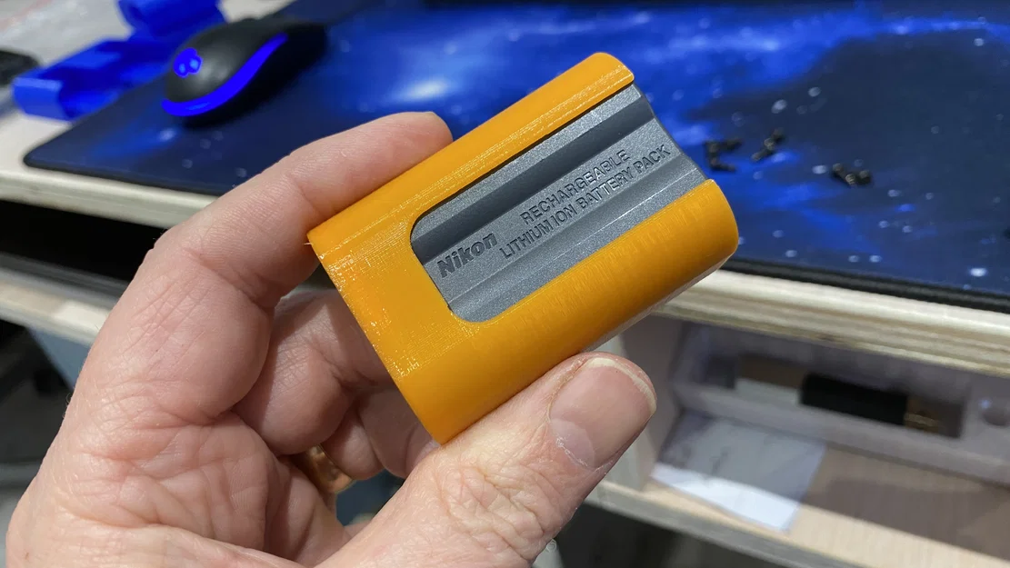Hộp bảo vệ pin máy ảnh Nikon EN-EL15 in 3D tiện lợi - Image 1