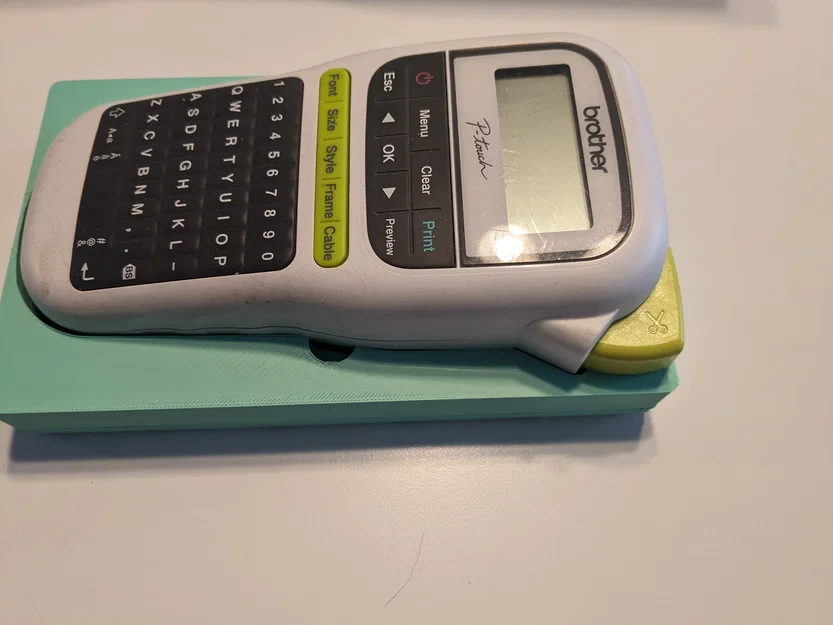 Giá đỡ máy in nhãn Brother P-Touch PT-H110 chuẩn Gridfinity - Image 2