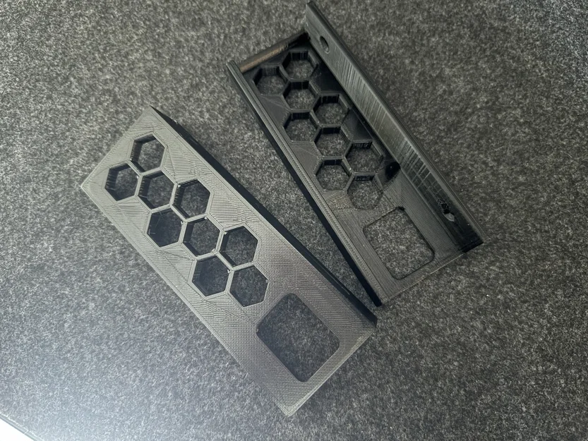 Bracket gắn Presonus Studio 1810C (Mounting Bracket) - Image 3