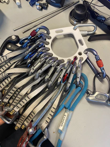 Kệ Treo Sắp Xếp Dụng Cụ Leo Núi (Climbing Gear Organizer Rack) - Image 1