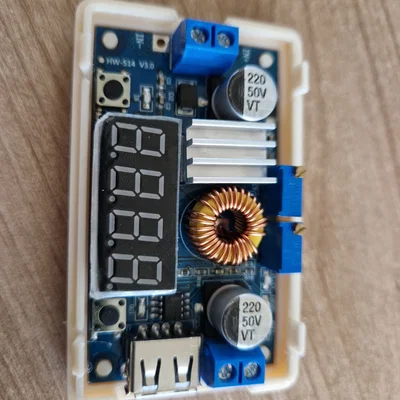 Vỏ cho Step-Down Converter XL4015 hiển thị 4 số (FreeCAD)