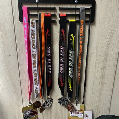 Giá treo huy chương tùy chỉnh (Customizable Medal Holder)