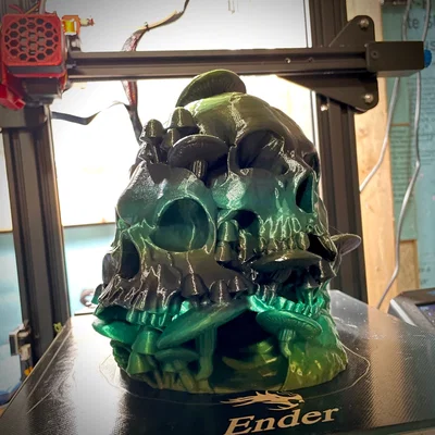 Tháp Xúc Xắc Laughing Skulls Dice Tower