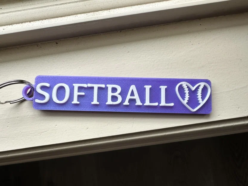 Móc khóa Softball hình trái tim - Phụ kiện in 3D cá tính - Image 1