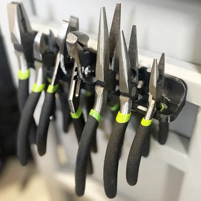 Giá Treo Tường Kìm 7 Khe (7-Slot Plier Wall Mount)