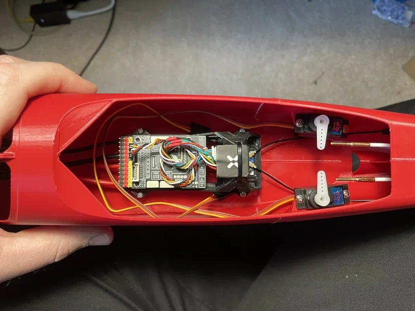 Khung giữ đa năng SpeedyBee F405 Wing (Mount GPS & Receiver) - Image 3