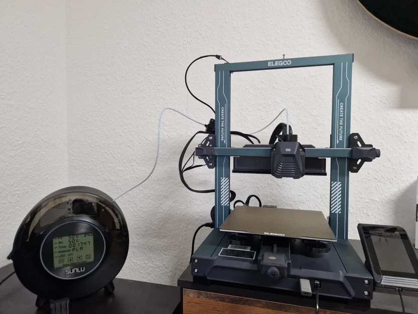 Elegoo Neptune 4/Pro Trockenbox Filament Führung - Image 1