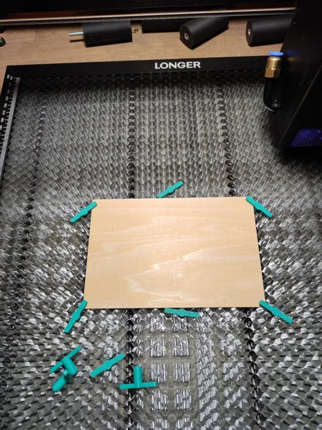 Chốt Giữ Phôi Honeycomb Pin Cho Máy Khắc Laser (Dòng Longer) - Image 1