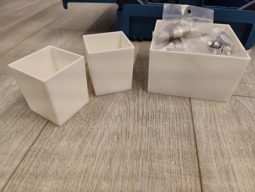 Insert hộp Makita P-84137 MakPac Storage/Tool Box - Image 1