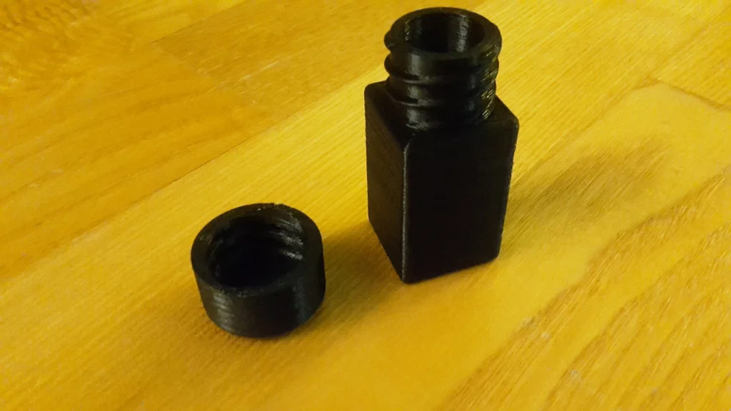 Hũ đựng gia vị đi cắm trại (Camping spice containers) - Image 2