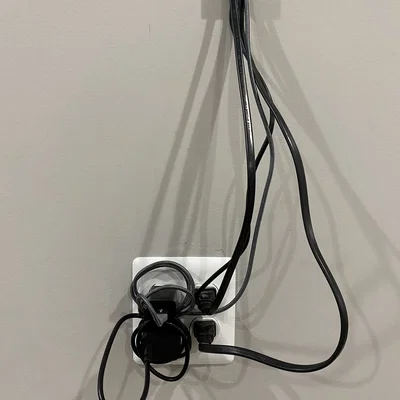 Nắp che ổ điện (Outlet Cover)