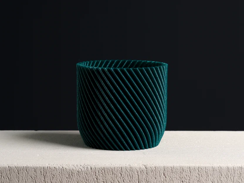 Chậu cây trụ xoắn (Spiral Cylinder) – Vase Mode & Shelled - Image 1