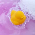 Mô hình chú vịt vàng Bathtub Duck đáng yêu cho bé - Thumbnail 1