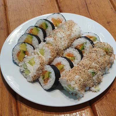 SUSHI MASTER 2000 – Khuôn tạo hình sushi roll in 3D