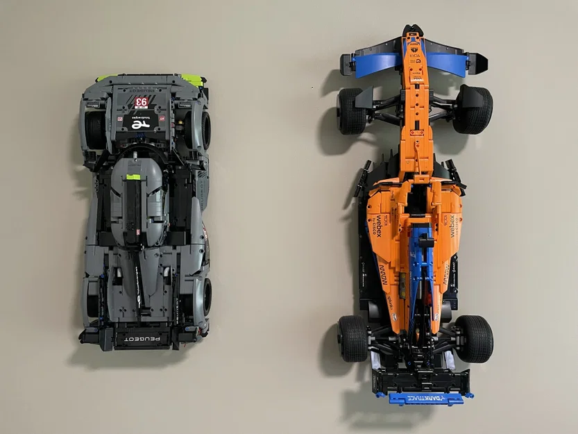 Giá treo dọc LEGO Peugeot 9X8 24H Le Mans Hybrid Hypercar 42156 - Image 4