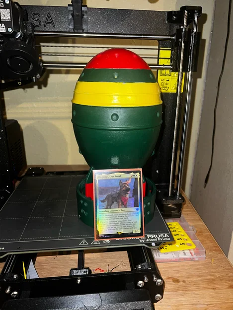 Hộp đựng bài Mini Nuke cho bộ bài Magic the Gathering Commander - Image 1