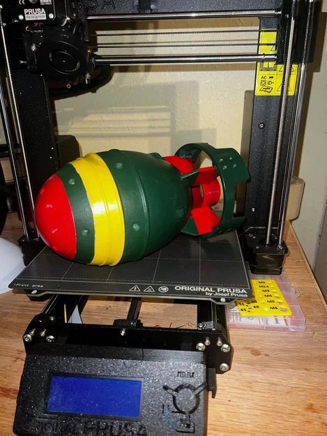 Hộp đựng bài Mini Nuke cho bộ bài Magic the Gathering Commander - Image 2