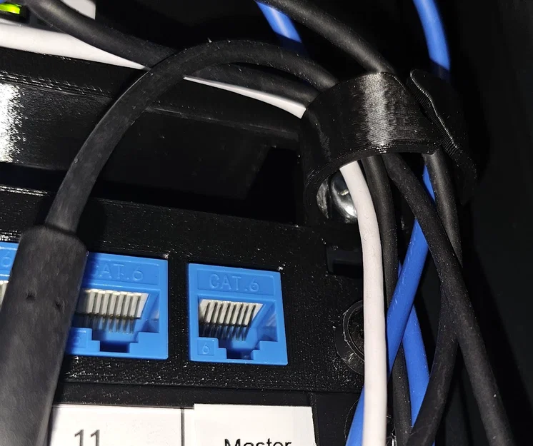 Kẹp cố định dây cáp cho tủ mạng Network Rack (In 3D) - Image 2