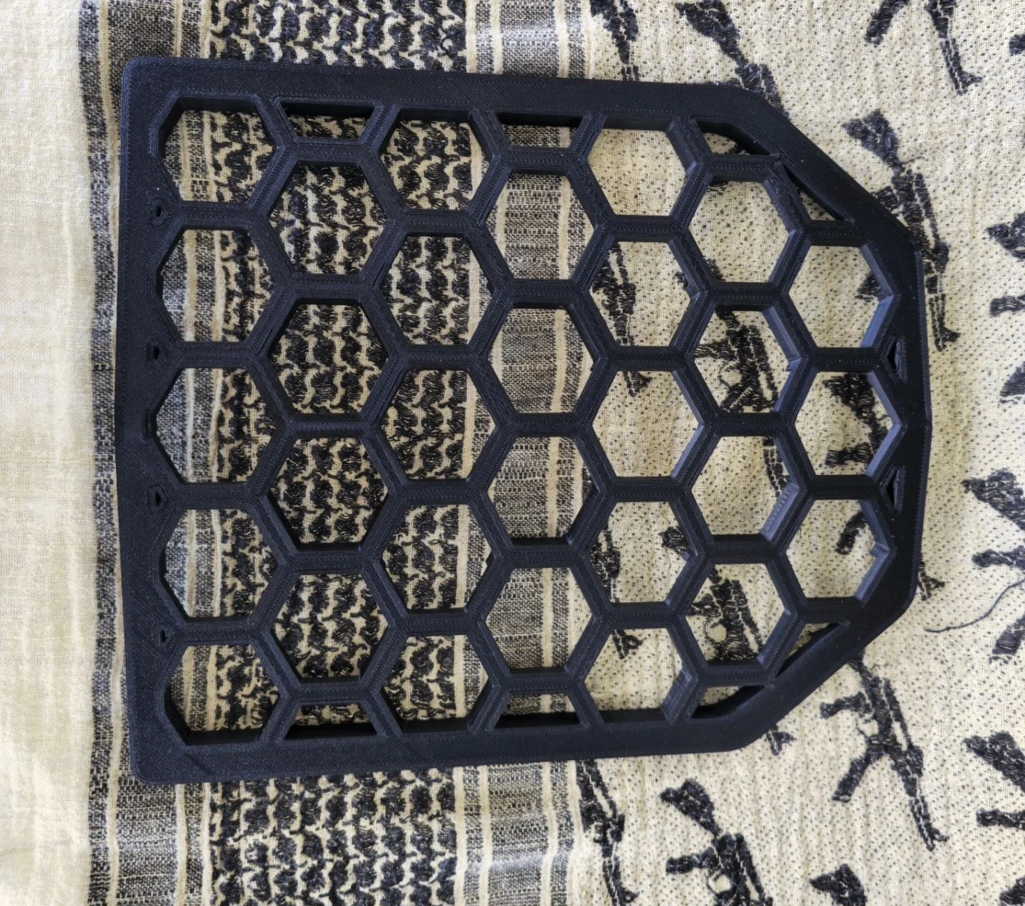Tấm đệm thoáng khí tổ ong cho áo giáp Airsoft (3D Printing) 1