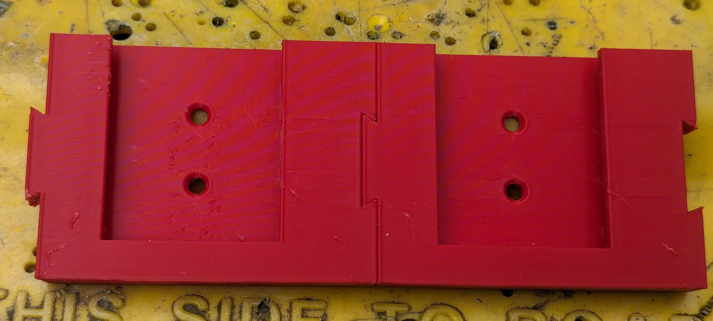 Đế gắn pin Ozito PXC-18 Volt (Battery Cradles) - Image 1