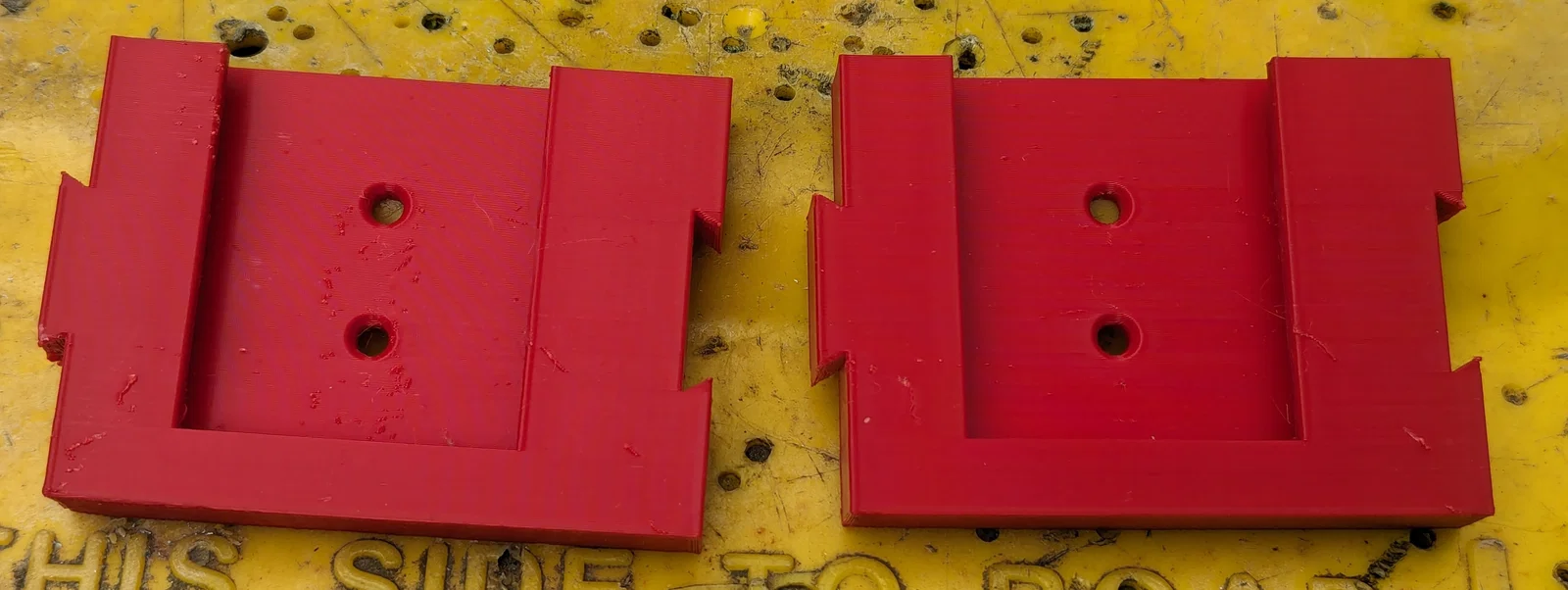 Đế gắn pin Ozito PXC-18 Volt (Battery Cradles) - Image 2