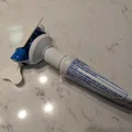 Đầu nối bơm kem đánh răng (Toothpaste Tube Coupler) 3D Printing - Thumbnail 1