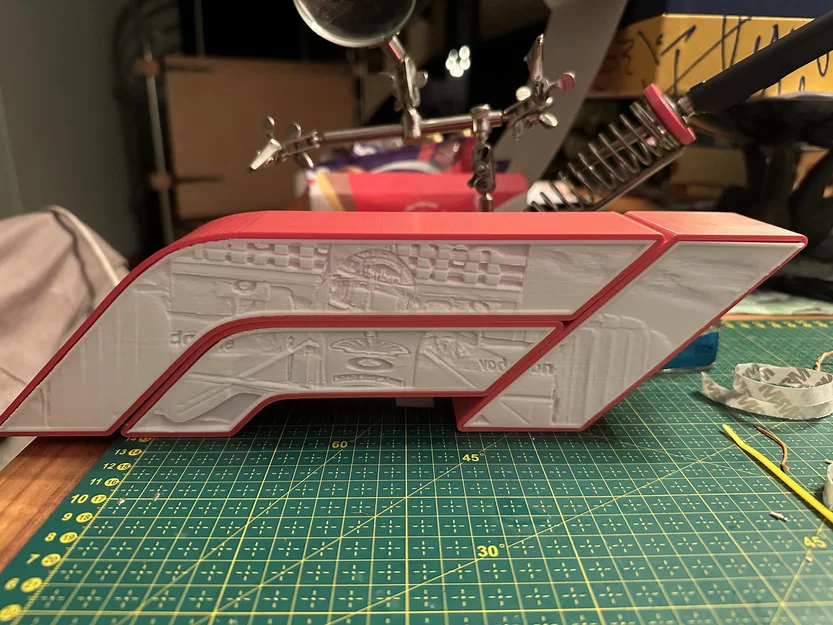 Lightbox Litho kiểu logo F1 (Schumi) - Nắp xe Michael Schumacher - Image 2