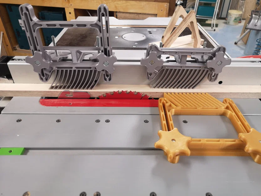 Bosch GTS 10 XC Vertical Featherboard - Image 2