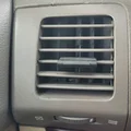 Lẫy khe gió (Vent tab) cho Toyota Prado - Thumbnail 1