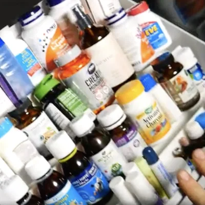 Khay sắp xếp ngăn kéo đựng thuốc và thực phẩm chức năng thông minh
