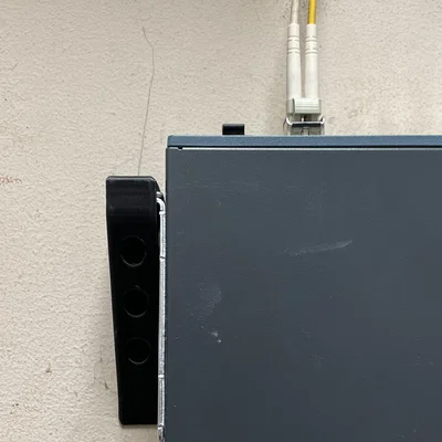 Giá treo tường 1U (Wall Mount/Bracket) cho thiết bị Cisco