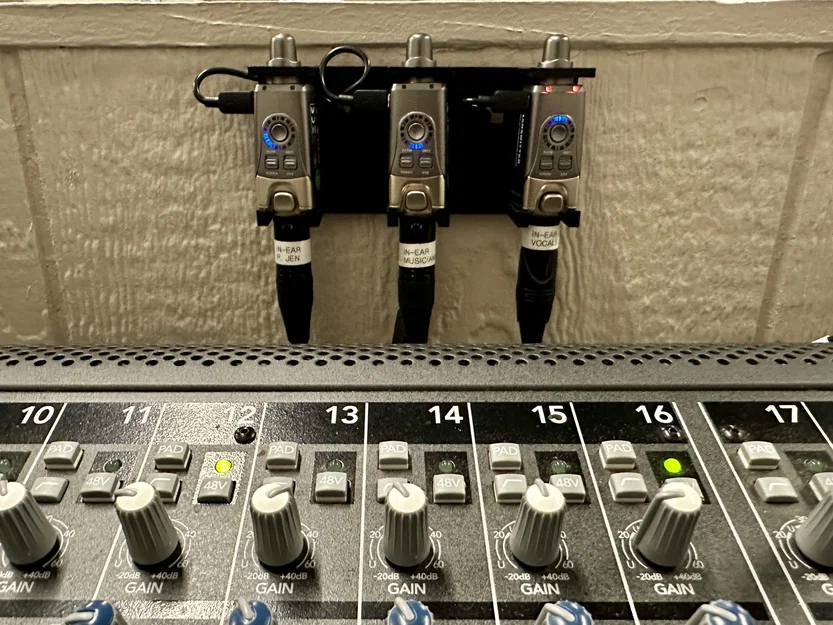 Rack bộ phát In-Ear Monitor Xvive U4 - Image 2