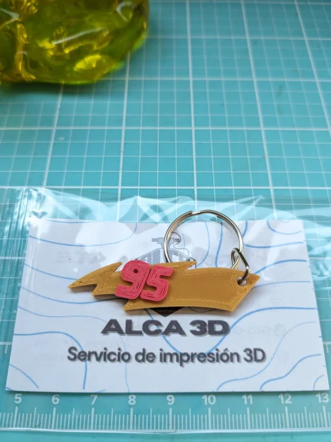 Móc khóa Lightning McQueen 95 in 3D độc đáo cho người hâm mộ - Image 1