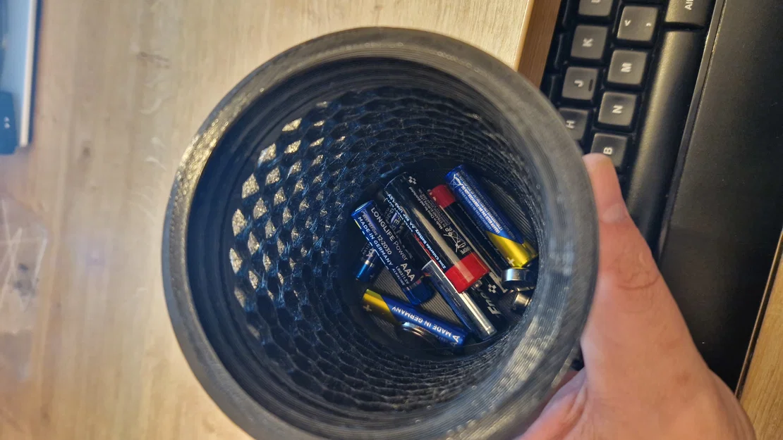 Hộp đựng pin đã dùng - Image 3