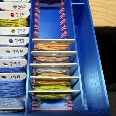 Bobbin chỉ thêu Floss 40mm x 40mm