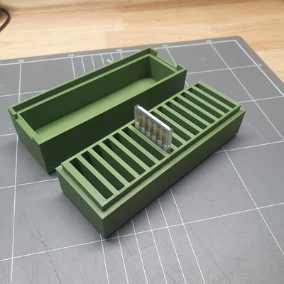 Khay giữ hộp kim máy may (Needle Box Holder) 15 khe có nắp rời