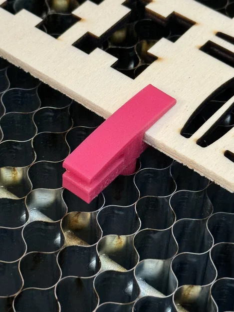 xTool Honeycomb Riser - Image 2