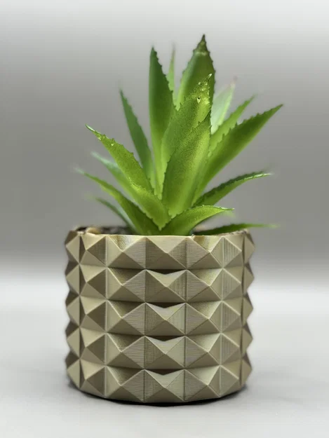 Chậu Cây Vintage Họa Tiết Kim Tự Tháp – Vase Mode Planter - Image 3