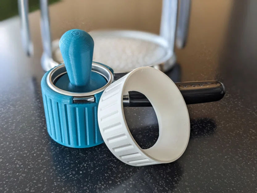 Phễu định lượng & trạm tamper cho ROK espresso - Image 2