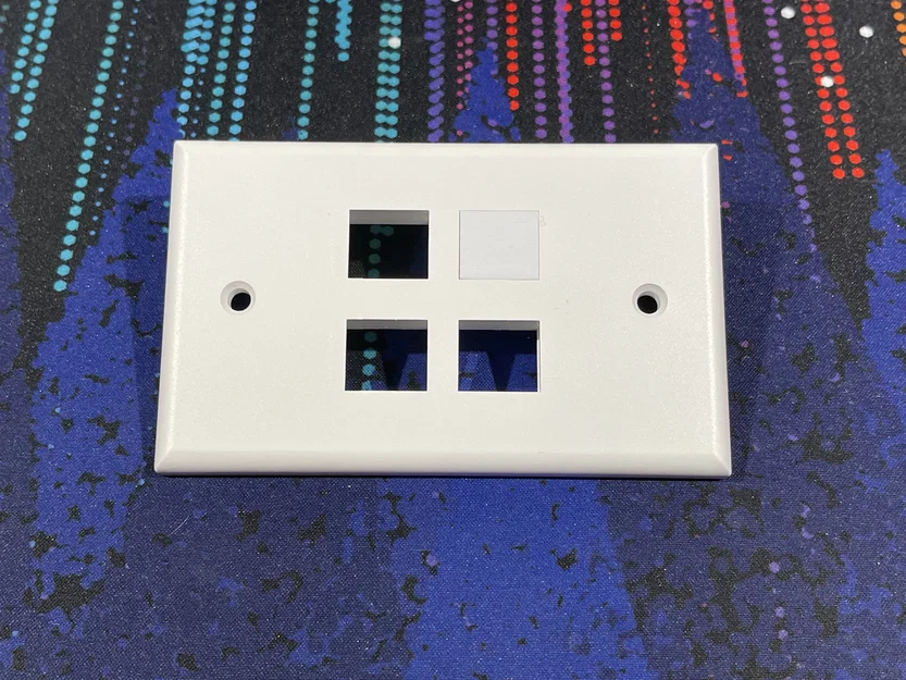 Tấm che Keystone (Blank Plate) cho Leviton Commercial Wall Plate - Image 3