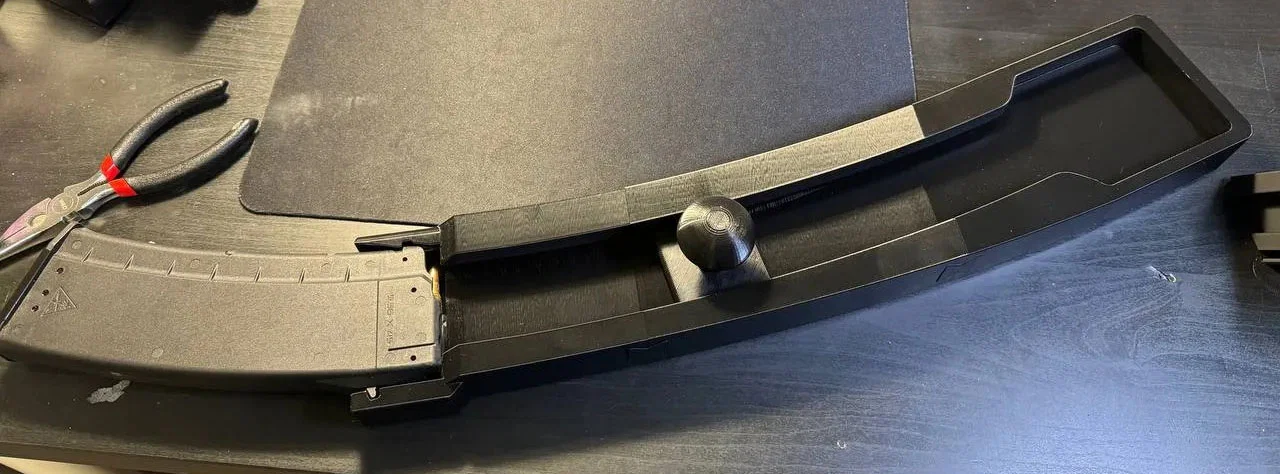 Speedloader băng đạn AK 5.56 (AK 5.56 Magazine Speedloader) - Image 1