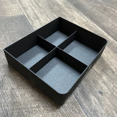 Hộp đựng đồ đa năng chia 4 ngăn 145x120x37mm in 3D tiện lợi