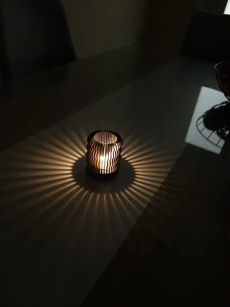 Chân nến (Portavelas / Candle) - Image 1